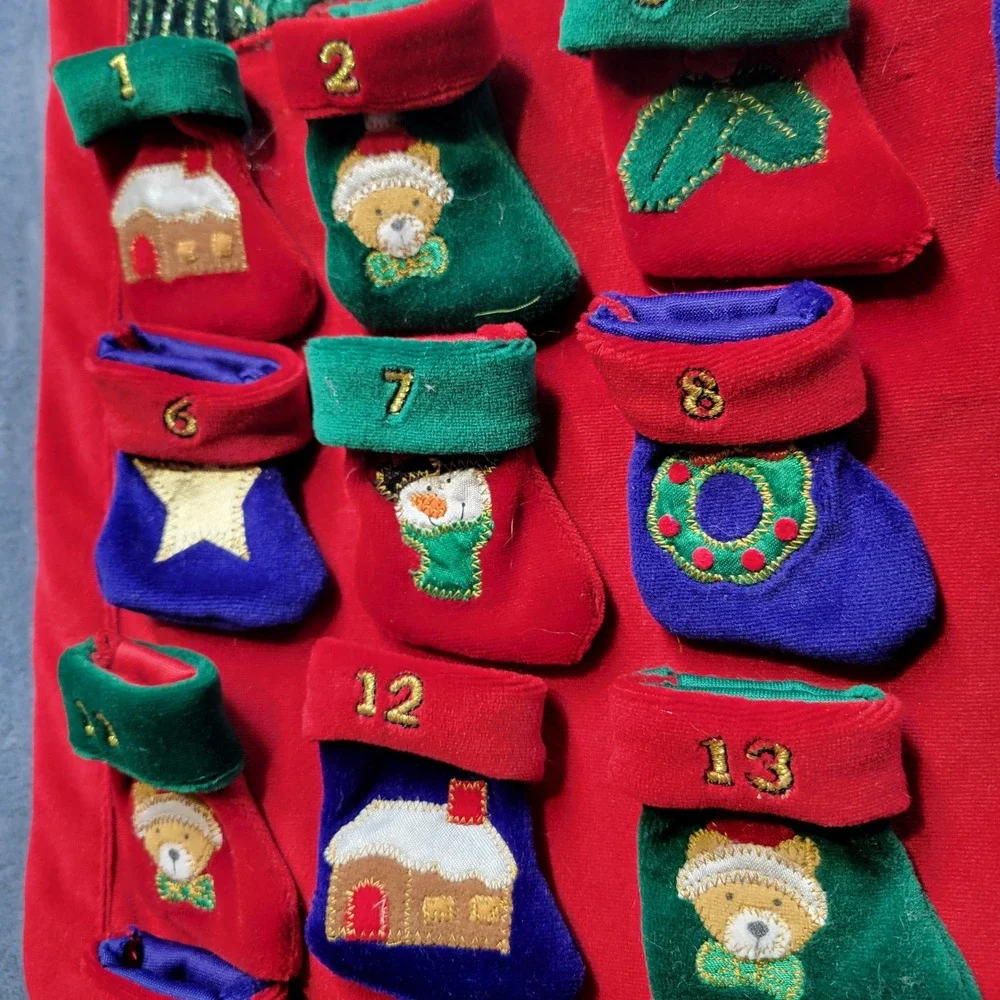 Christmas Snowman Advent Calendar Wall Hanging 24 Days Stockings Holiday‎ Decor
